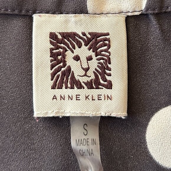 Anne Klein SZ S Silky sleeveless gray & white polka dot top Modern Office Staple - Picture 5 of 7